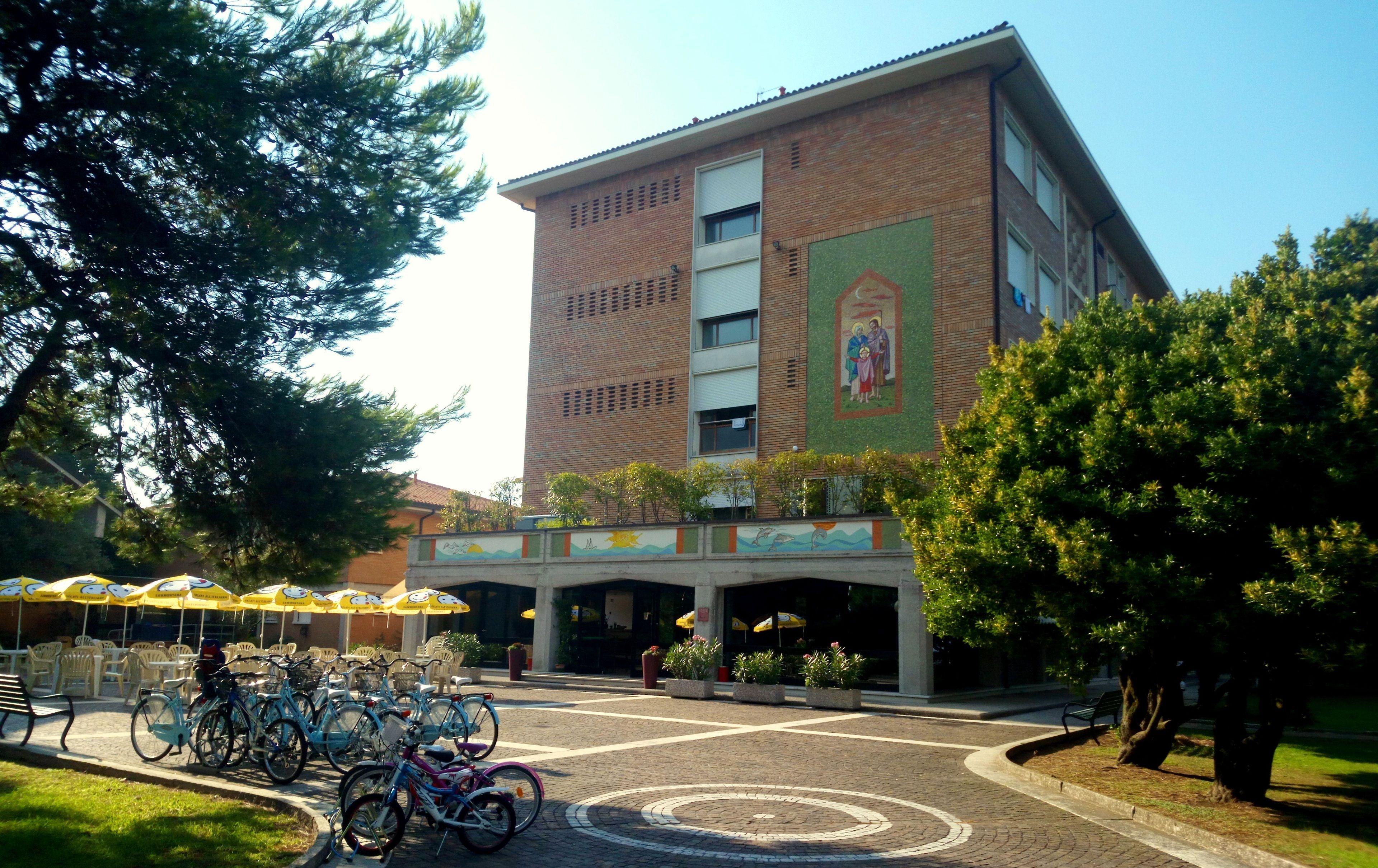 Hotel Centro Vacanze Cavallino Opera Nascimbeni 3*