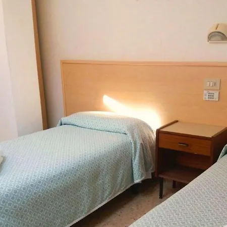 Centro Vacanze Cavallino Opera Nascimbeni 3*