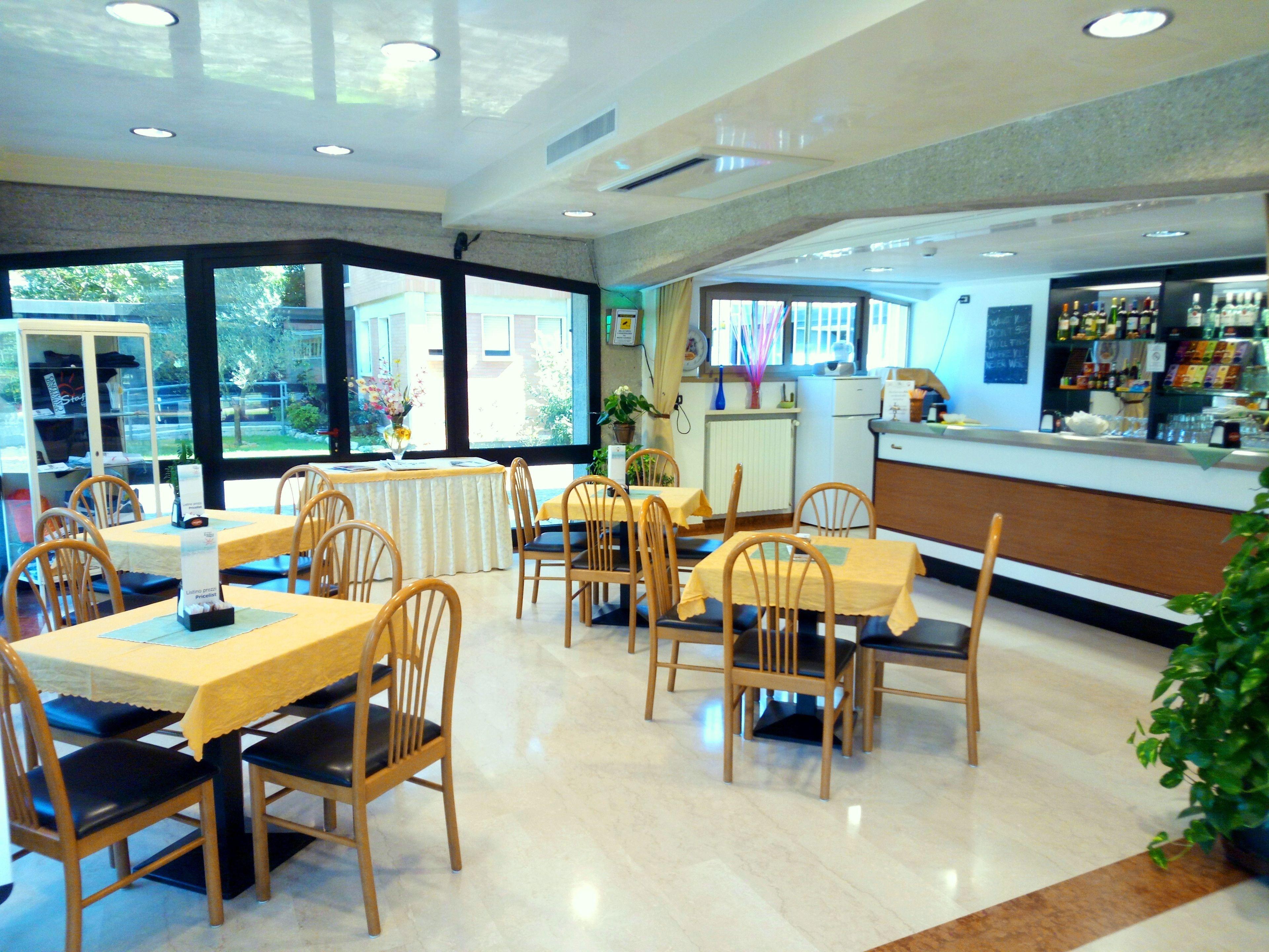 Centro Vacanze Cavallino Opera Nascimbeni Hotel 3*